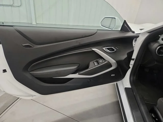 2021 Chevrolet Camaro 1LT - Photo 22