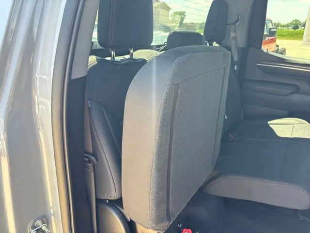 2024 Chevrolet Silverado 1500 LT - Photo 39