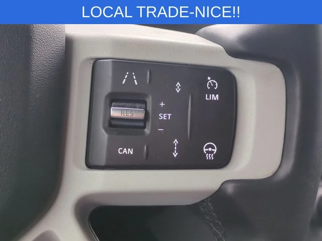 Used 2024  Land Rover S image 21