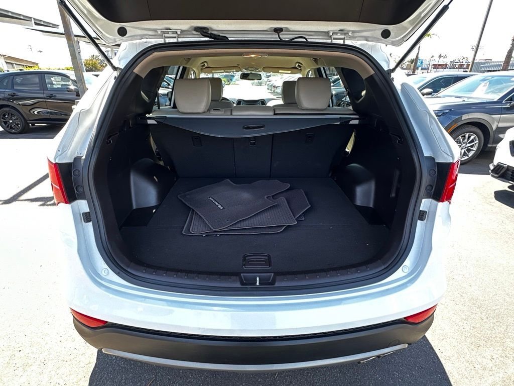 Used 2013 White Hyundai 2.0L Turbo image 9