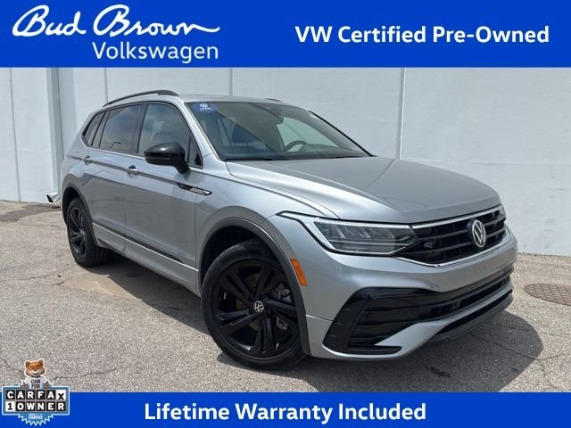 2024 Volkswagen Tiguan 2.0T SE R-Line Black 4Motion's photo