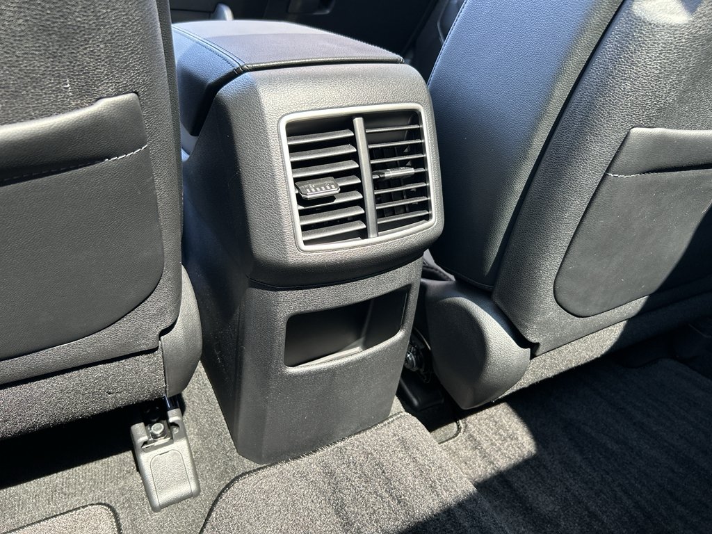 Certified Used 2024 Glacial White Pearl Kia X-Line image 17