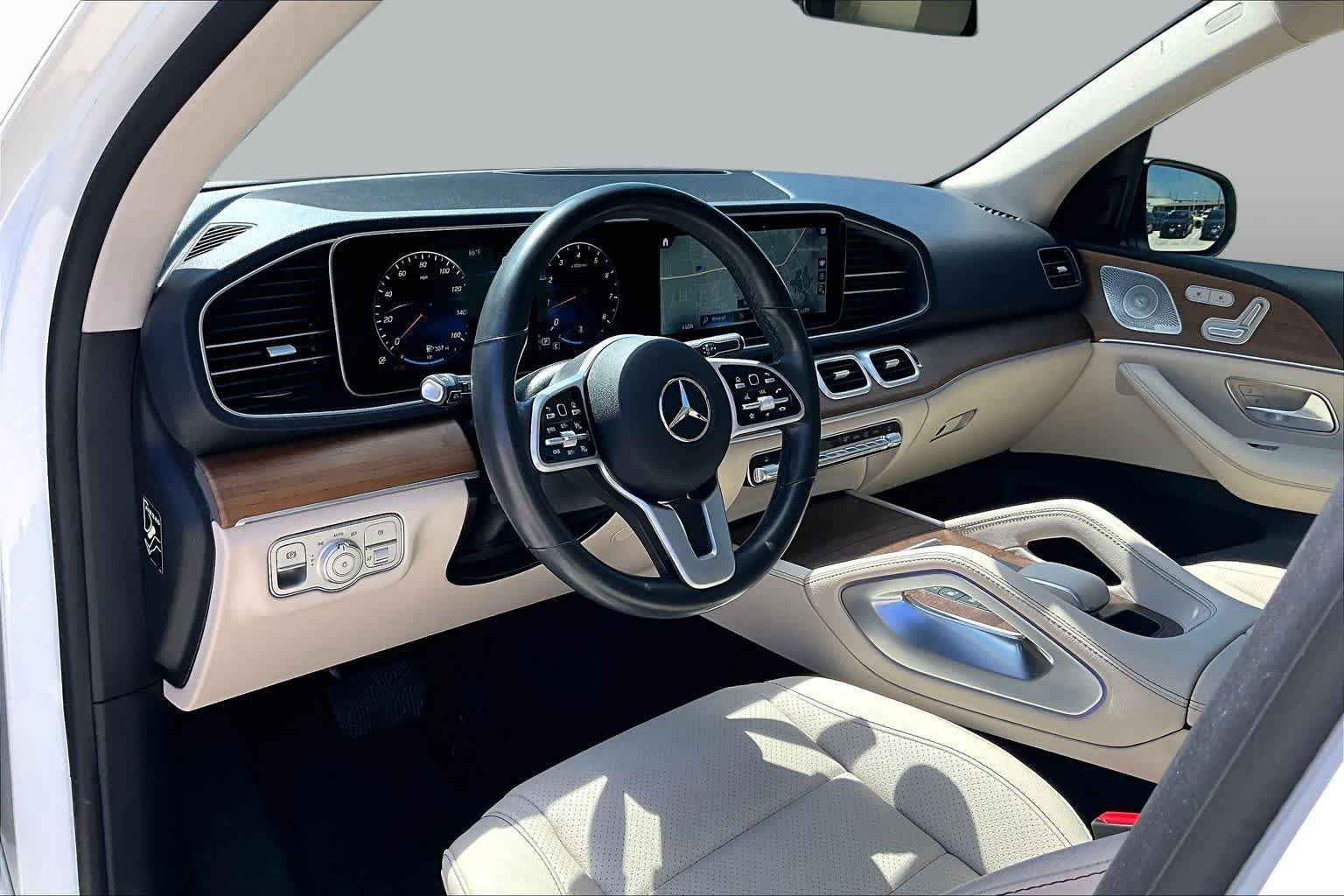 Used 2021 Polar White Mercedes-Benz GLE 350 image 16