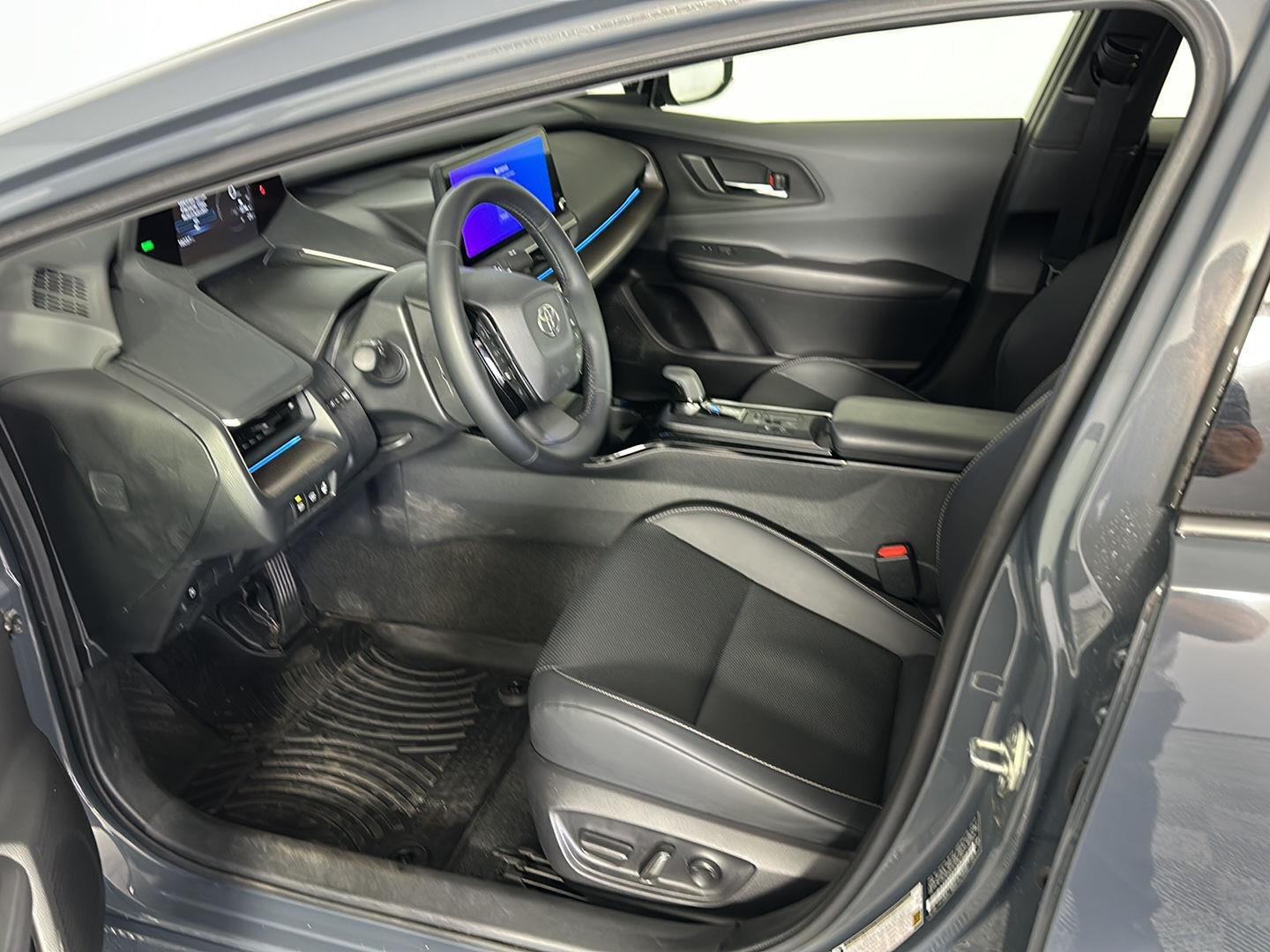 Used 2023 Guardian Gray Toyota XLE image 10