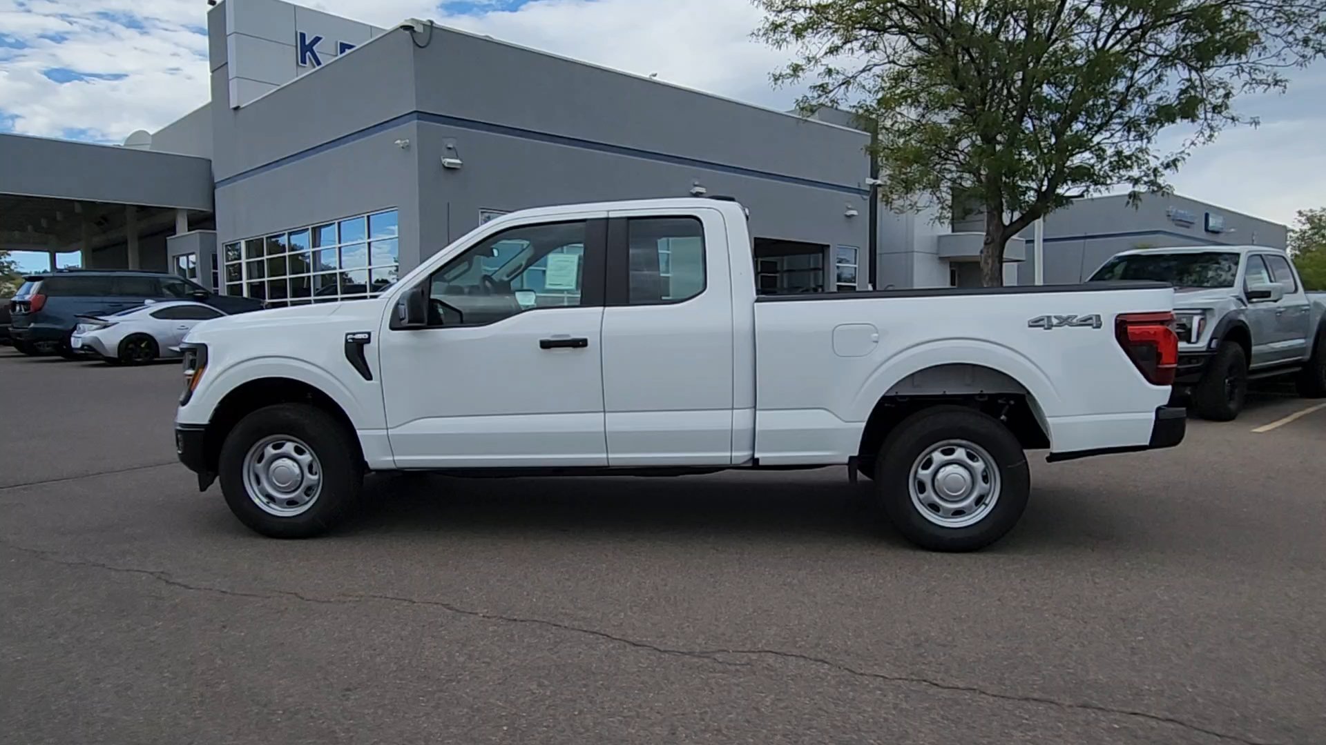 New 2026 Oxford White Ford XL image 25