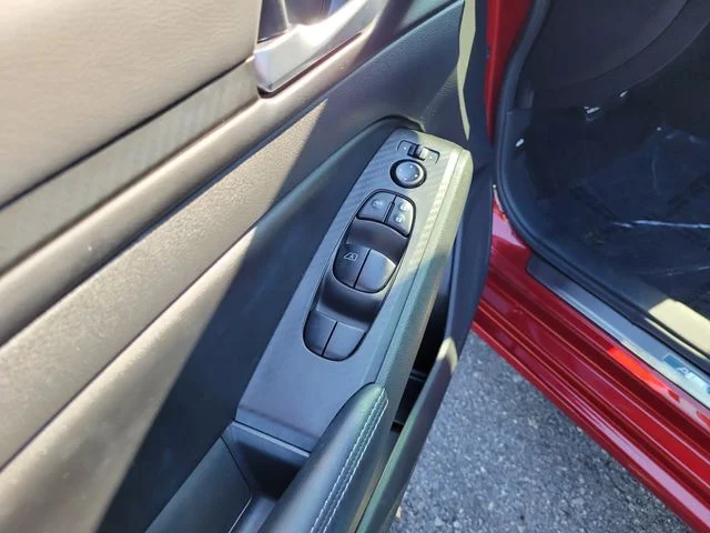 Used 2025 Red Nissan 2.5 SV image 14
