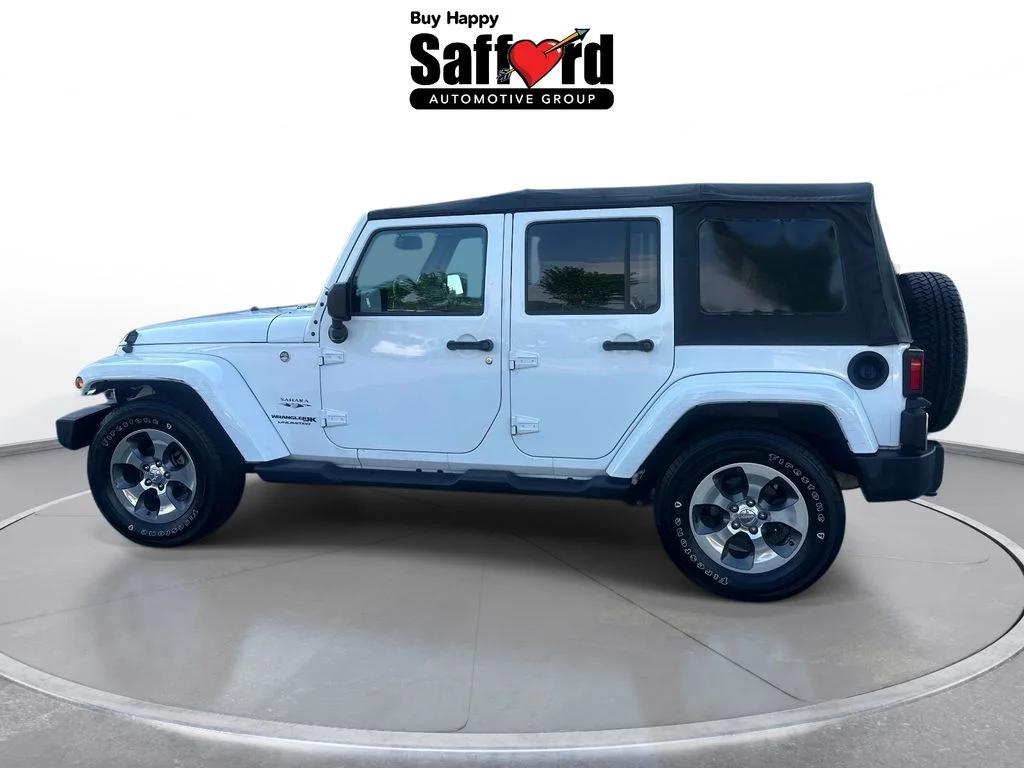 Used 2018 White Jeep Unlimited Sahara image 4