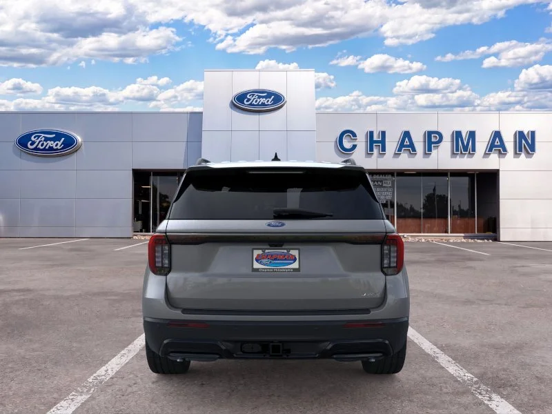 New 2026 Carbonized Gray Metallic Ford ST-Line image 5