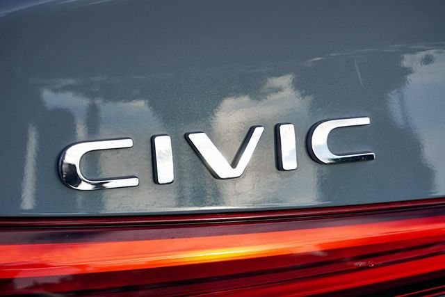Used 2024  Honda EX image 12
