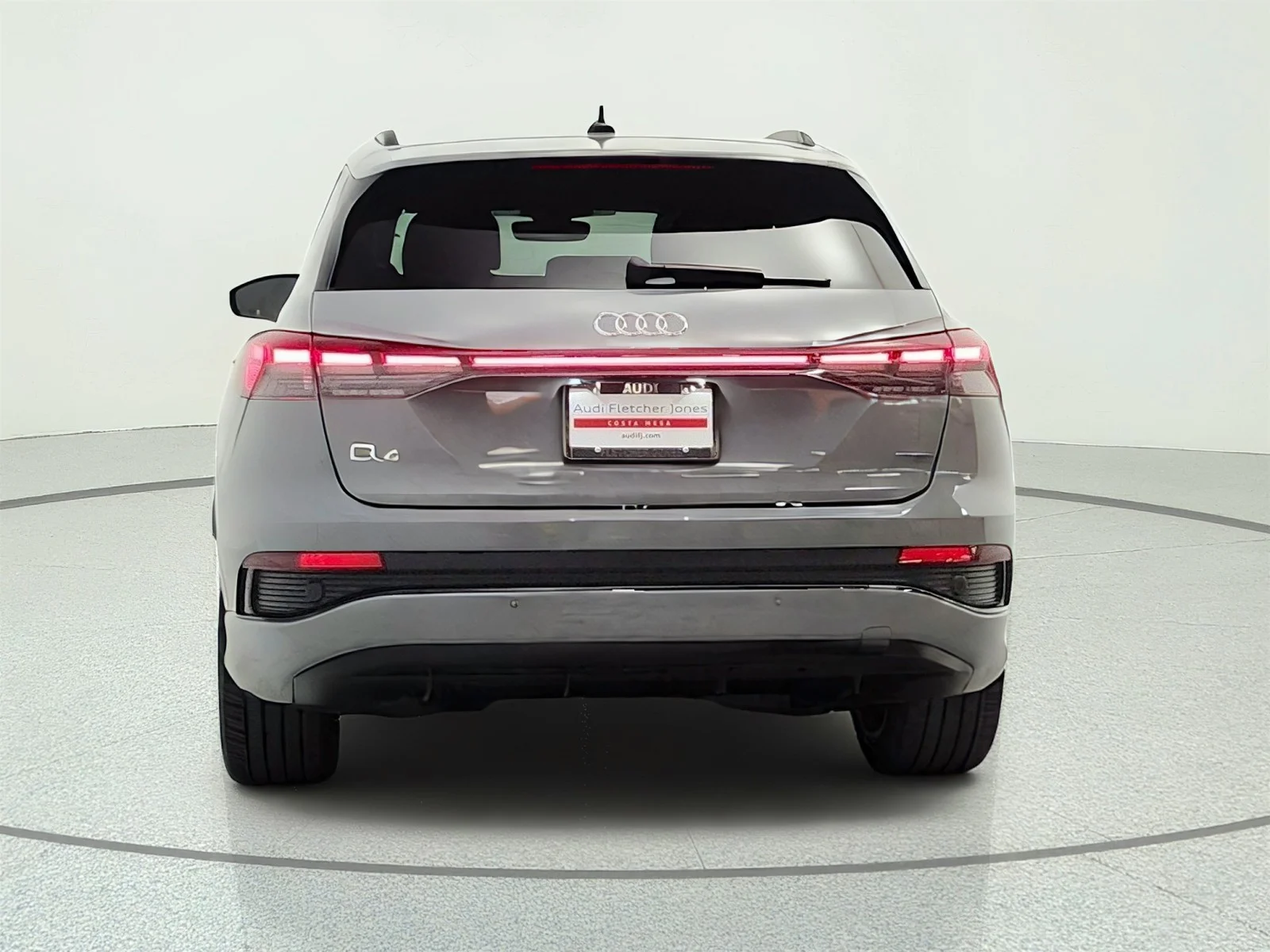 Used 2025 Pebble Gray Audi Premium Plus 55 quattro image 6