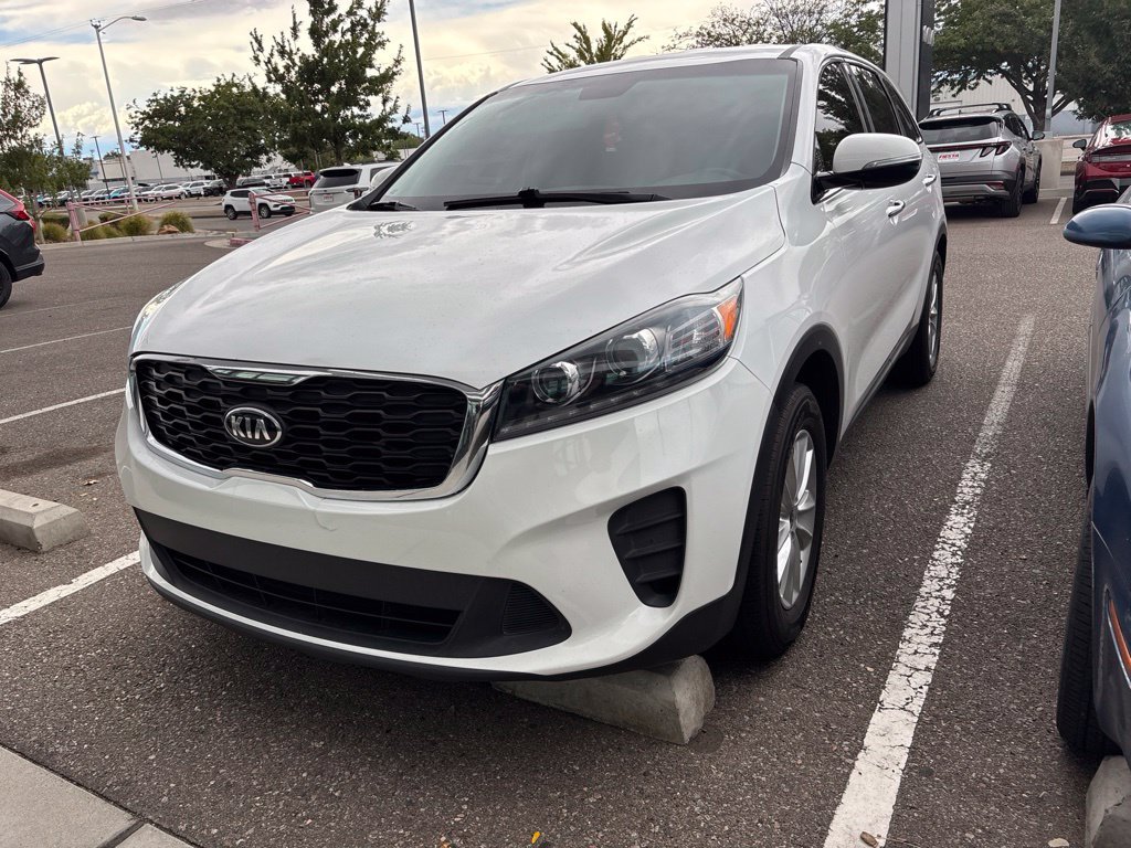 Used 2020 White Kia LX image 2