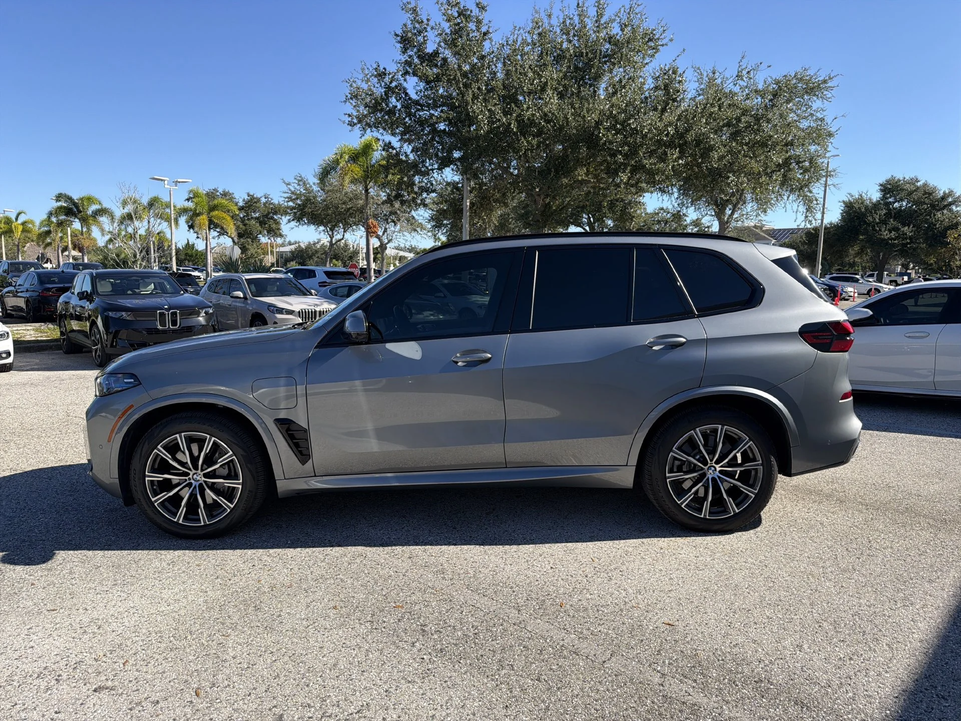Used 2026 Gray BMW xDrive50e image 7