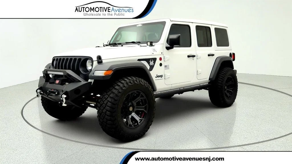 2023 Jeep Wrangler Sport S's photo