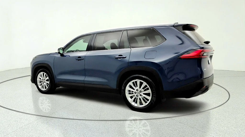 Used 2024 Storm Cloud Toyota Platinum AWD image 7