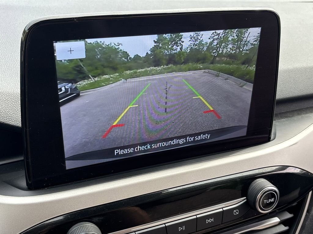 Used 2020 Silver Ford SE Sport image 25