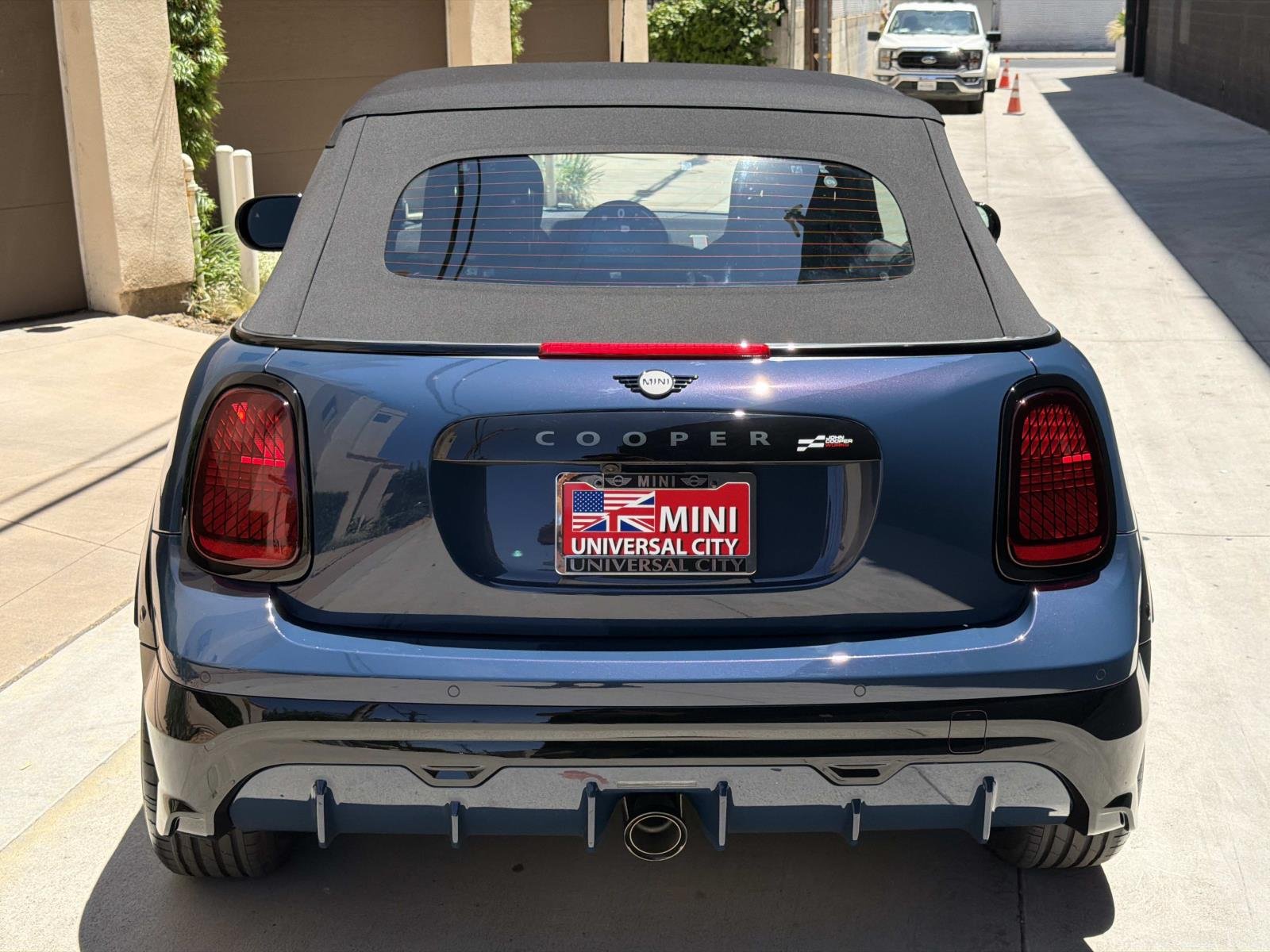 New 2026 0C6F Indigo Sunset Blue Metallic MINI Signature Plus image 6