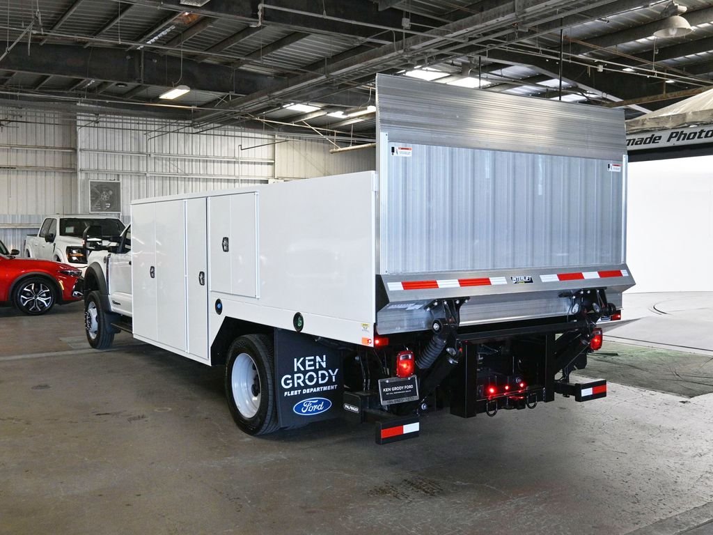 2025 Ford F-550 Super Duty Chassis Cab XL - Photo 6