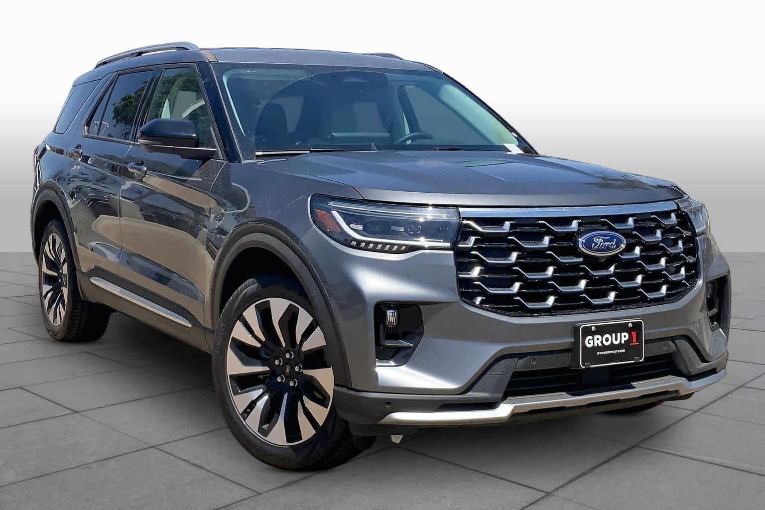 New 2026 Carbonized Gray Metallic Ford Platinum™ image 2