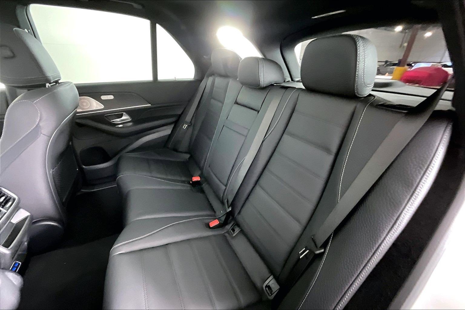 New 2026 Polar White Mercedes-Benz GLE 450 image 23