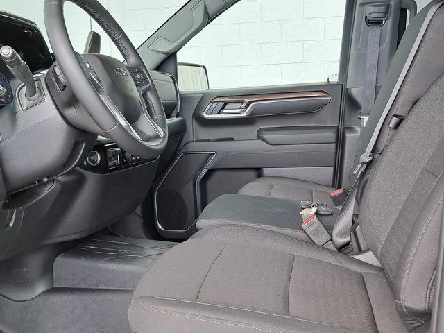 Used 2026 White Chevrolet RST image 19