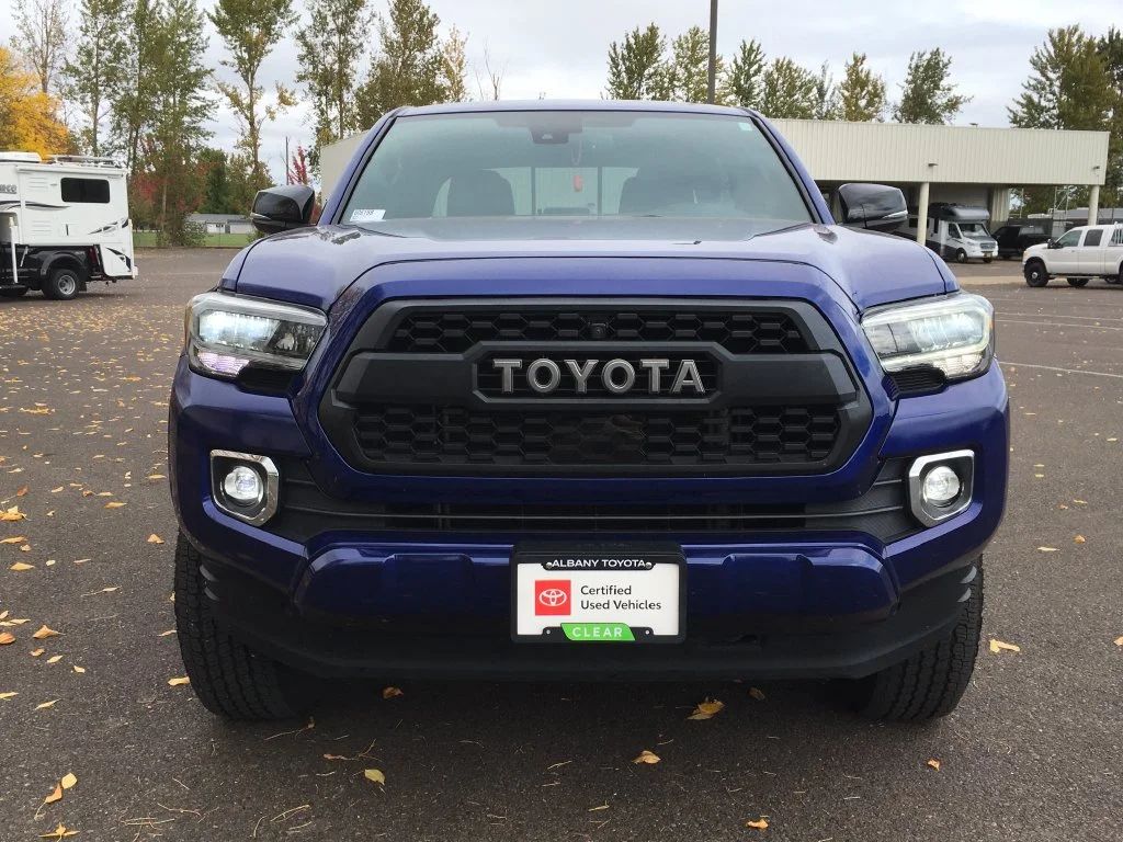 Certified Used 2022 Blue Toyota Limited image 13