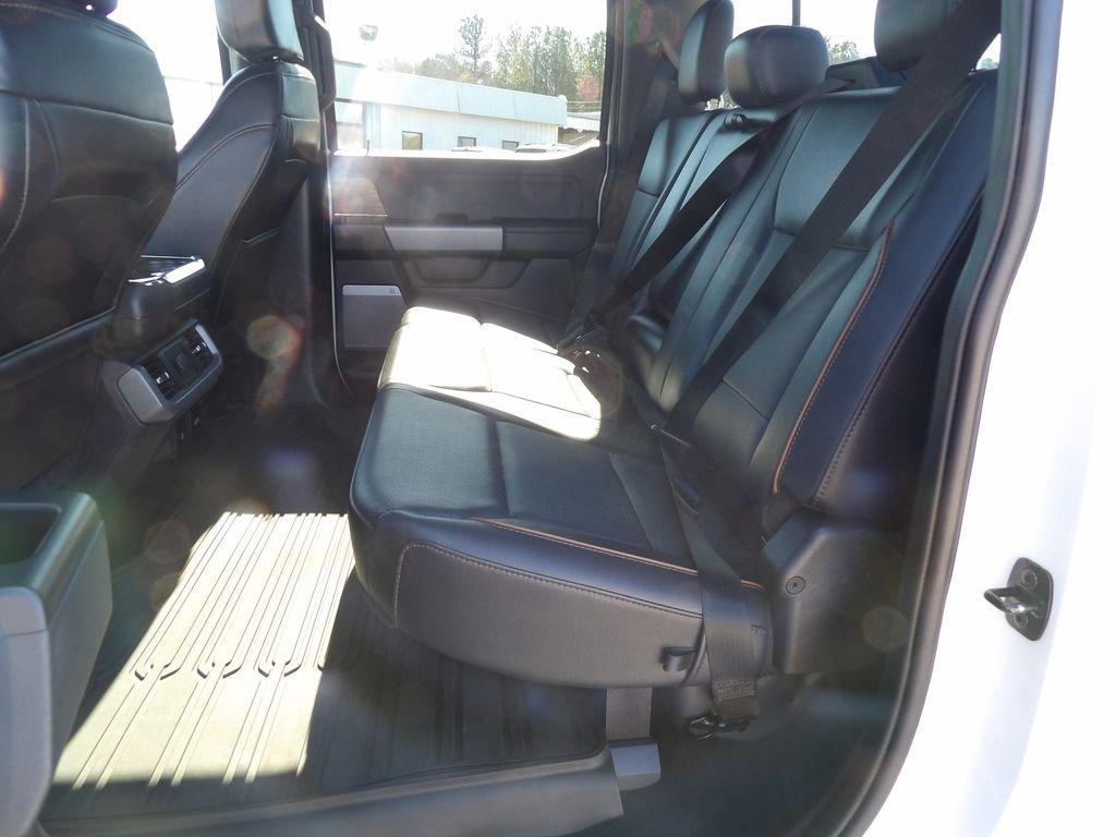 Used 2024 White Metallic Ford Lariat image 20