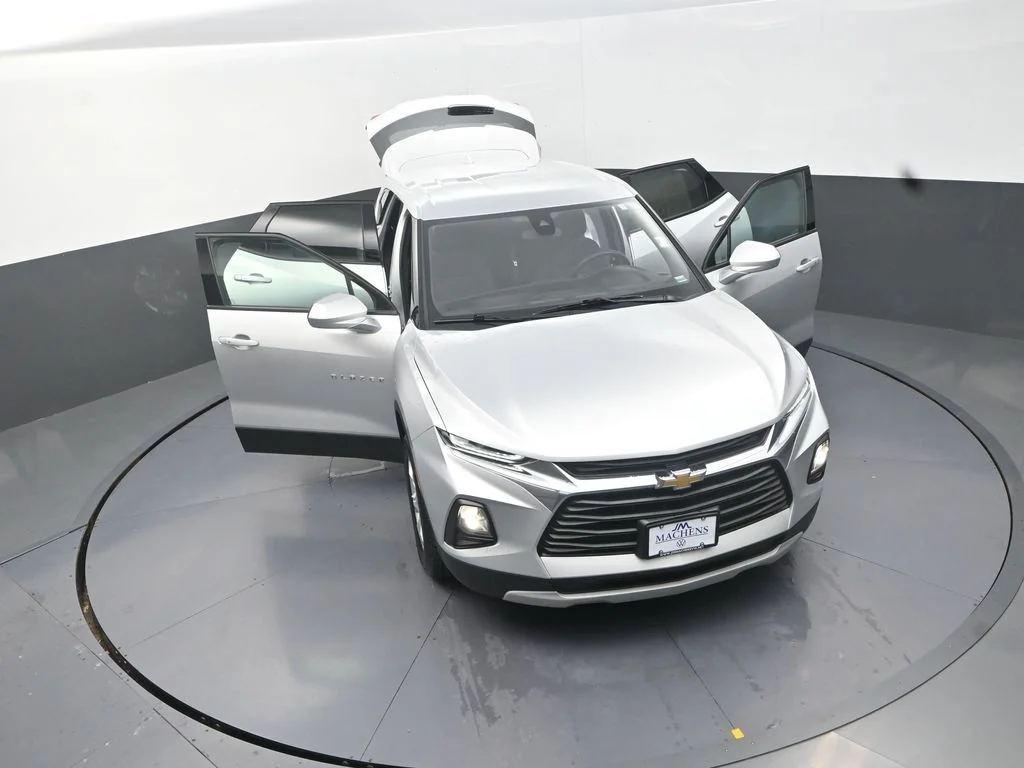 Used 2021 Silver Chevrolet LT image 30