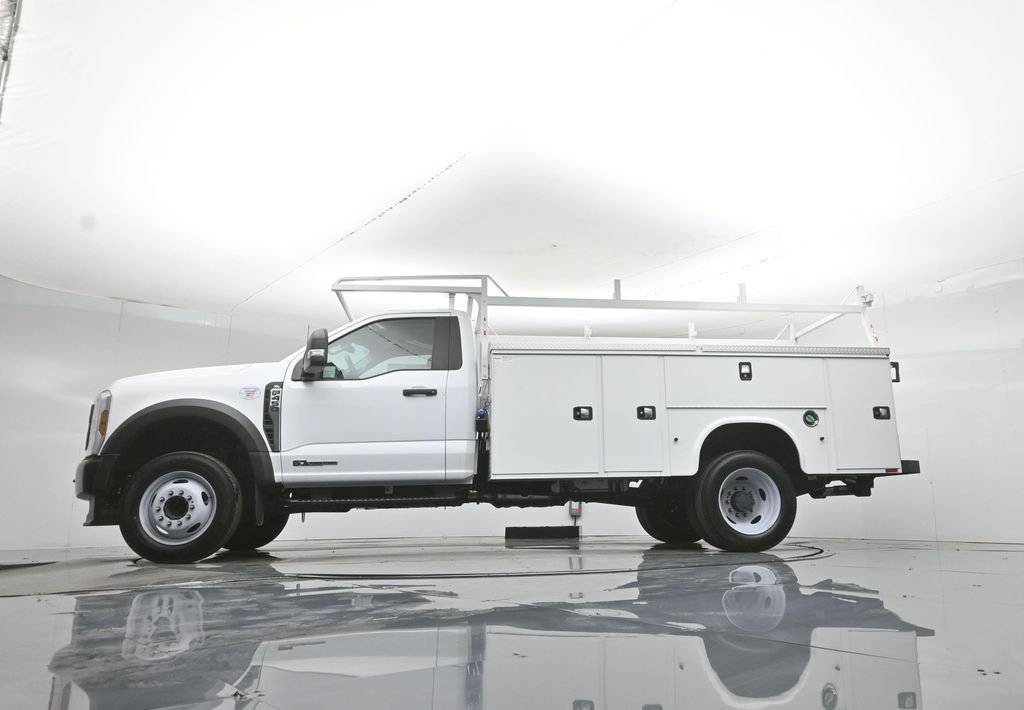 New 2025 Oxford White Ford XL image 7