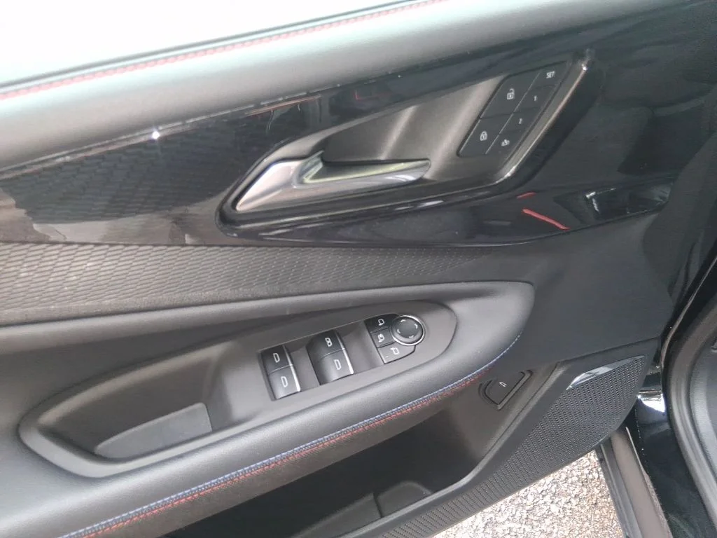 Used 2025 Black Chevrolet RS image 7