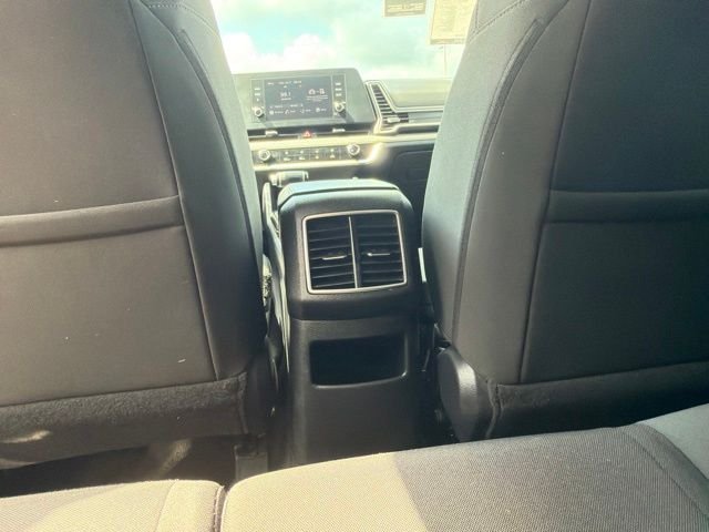 Used 2024 Black Kia LX image 20