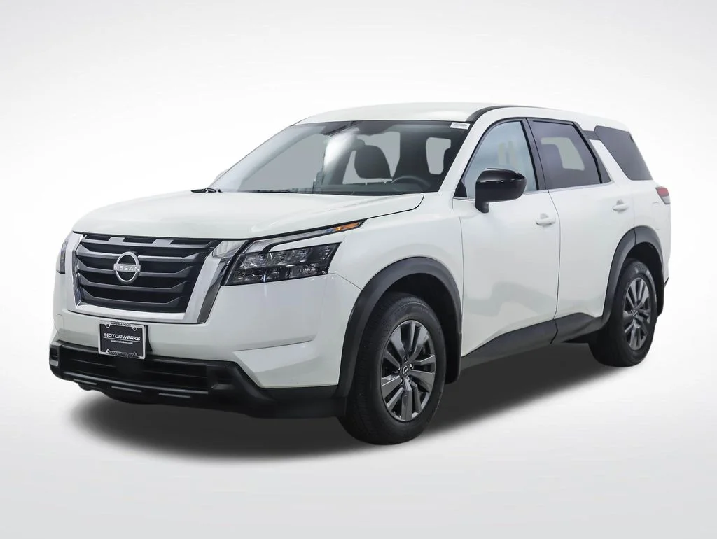 2023 Nissan Pathfinder S