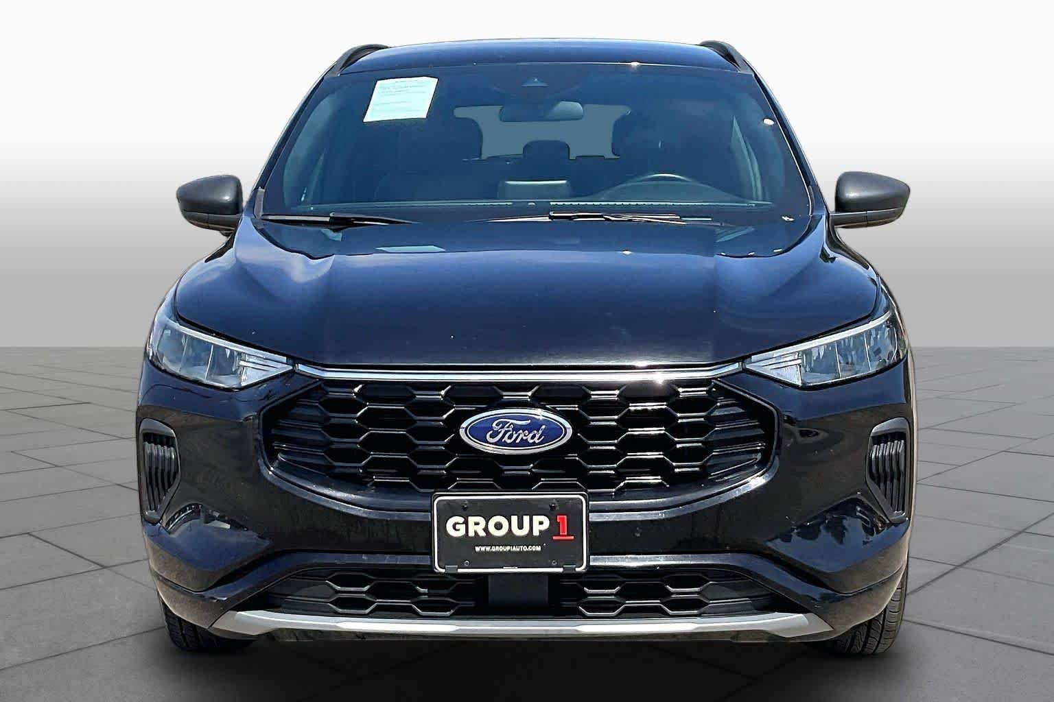 Used 2024 Agate Black Metallic Ford ST-Line image 4