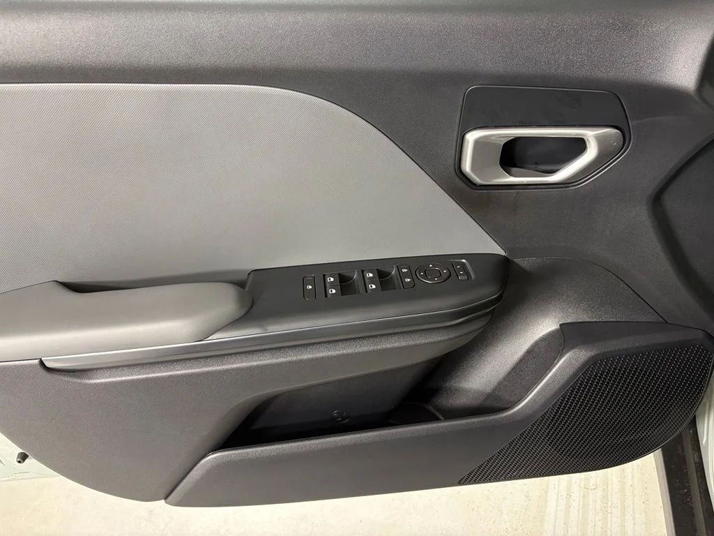 New 2026  Kia LXS image 14