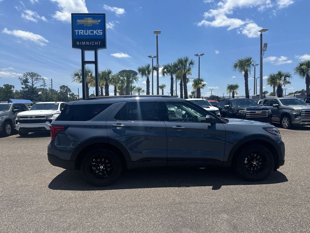 Used 2025 Blue Ford Active image 17