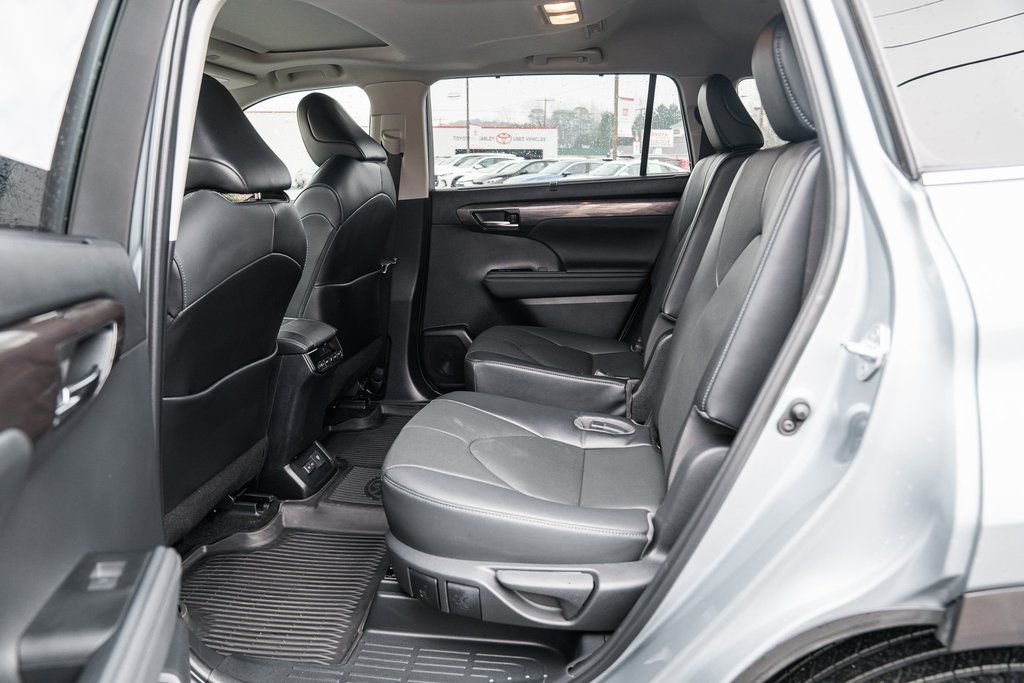 2023 Toyota Highlander Limited - Photo 27