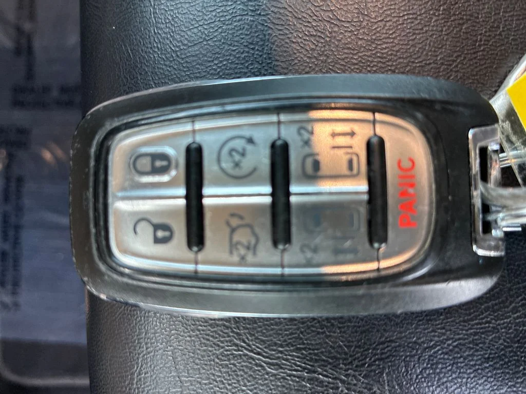 Used 2023 Gray Chrysler Touring L image 27