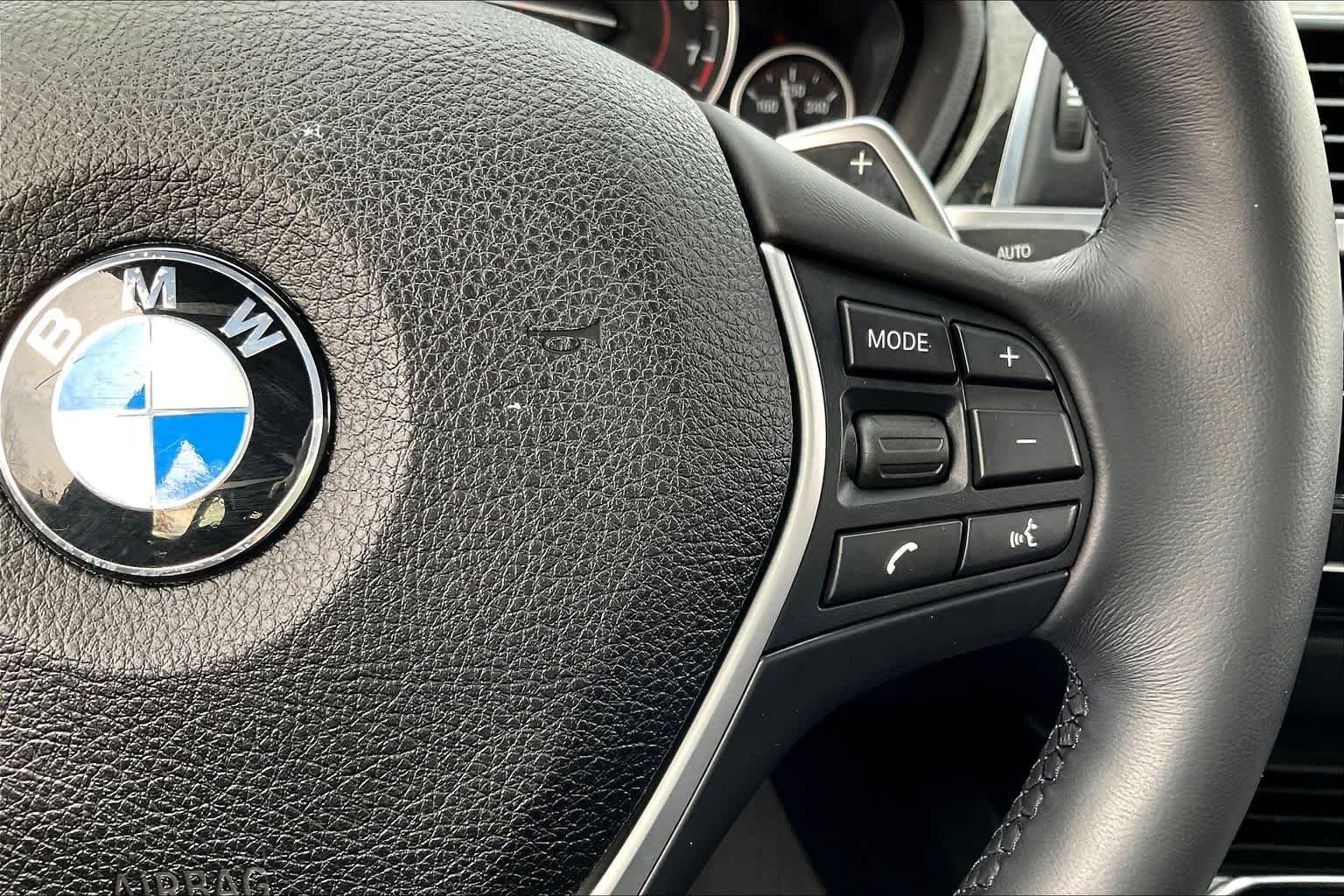 Used 2018 Jet Black BMW 330i xDrive image 26