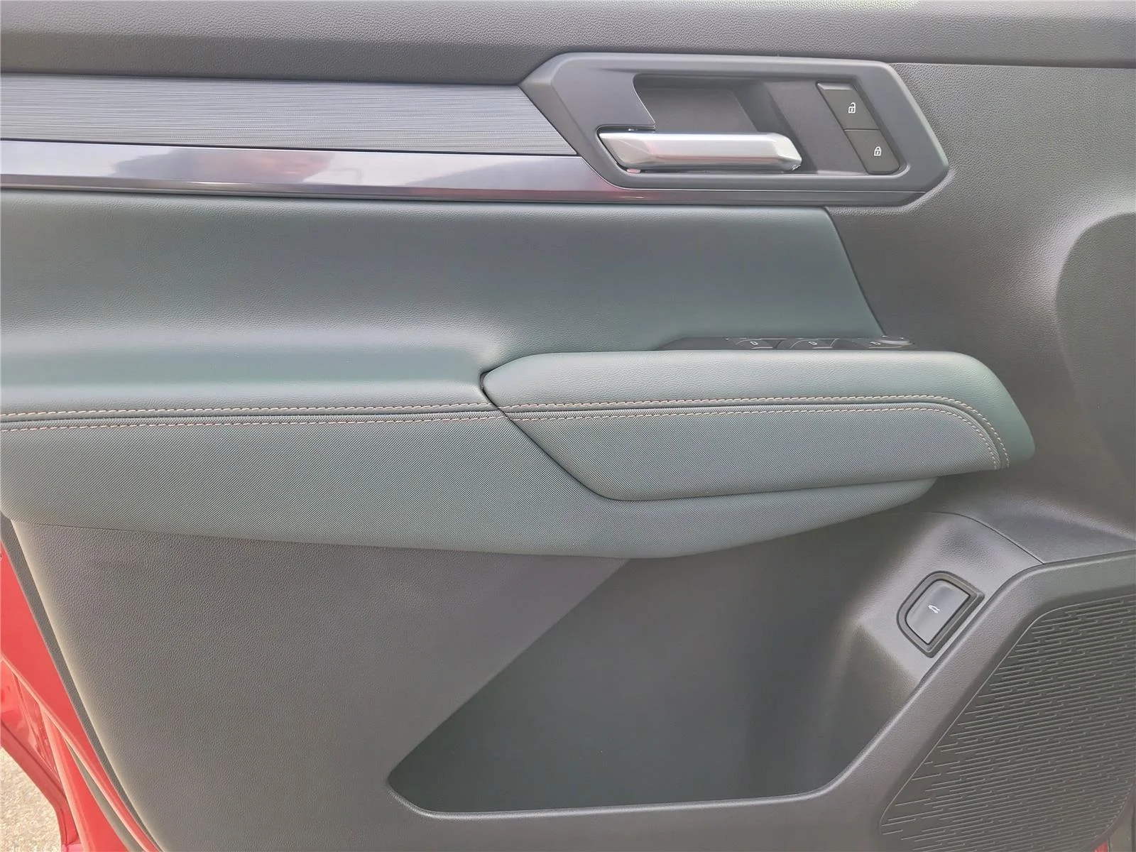 2026 GMC Terrain AT4 - Photo 21