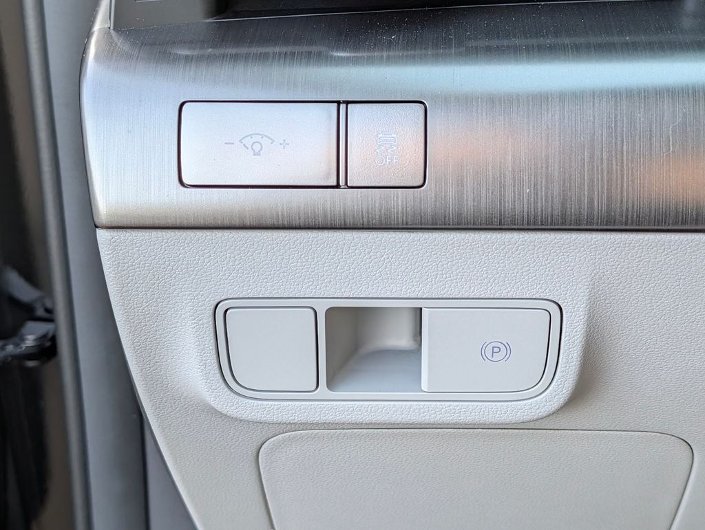 2024 Hyundai Kona EV SEL - Photo 31