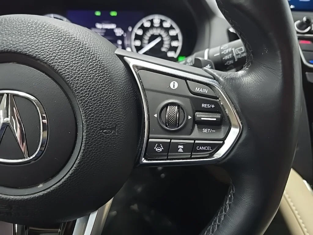 Used 2019 White Acura Technology Package image 21