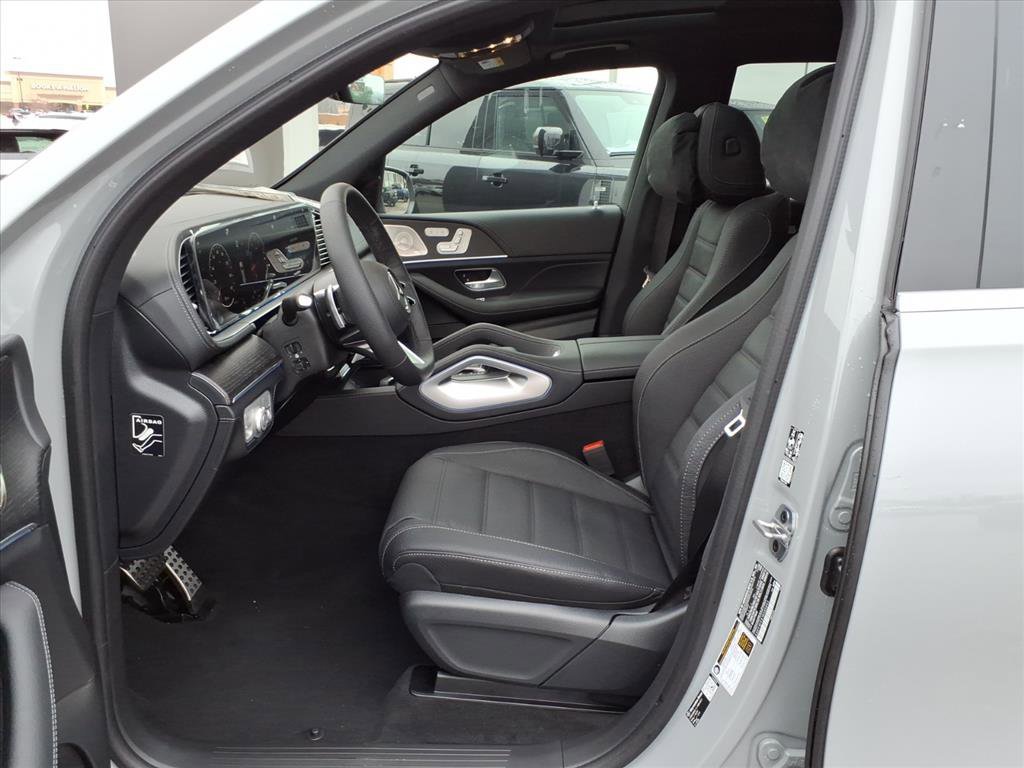 New 2026 Alpine Grey Mercedes-Benz GLS 580 image 10