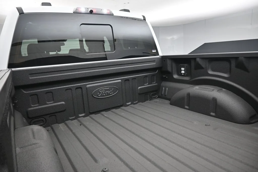 New 2026 Oxford White Ford Raptor image 24