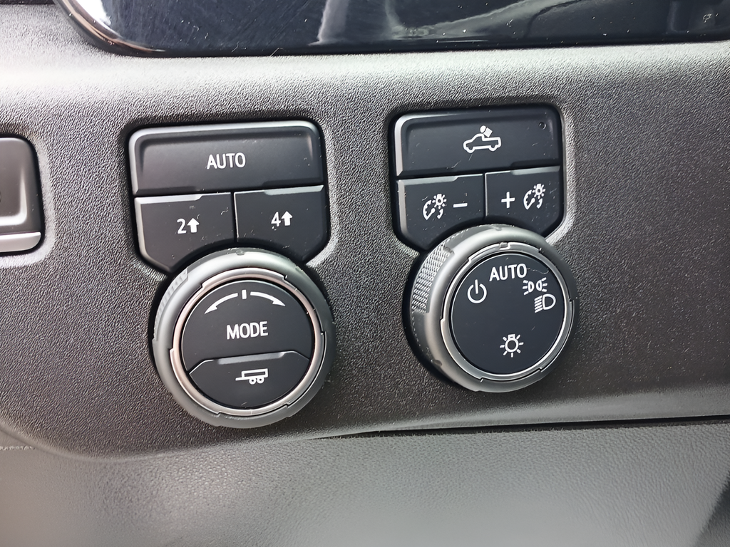 Used 2022 Blue Chevrolet LT image 14