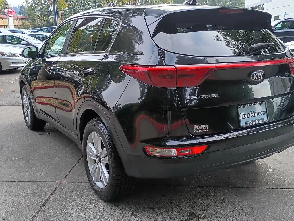 Used 2018 Black Cherry Kia LX image 6