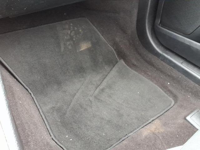 Used 2019 White Ford  image 32