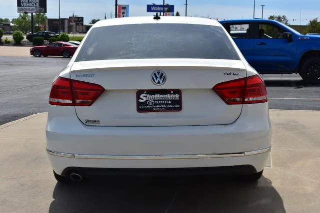 Used 2013 White Volkswagen TDI SEL Premium image 6