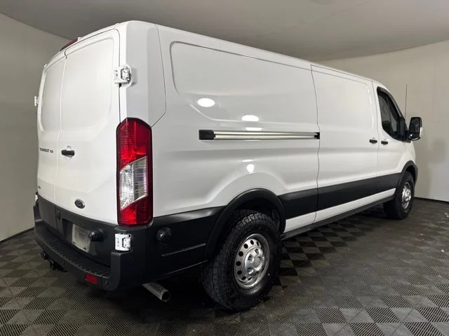 Used 2023 Oxford White Ford Base image 3
