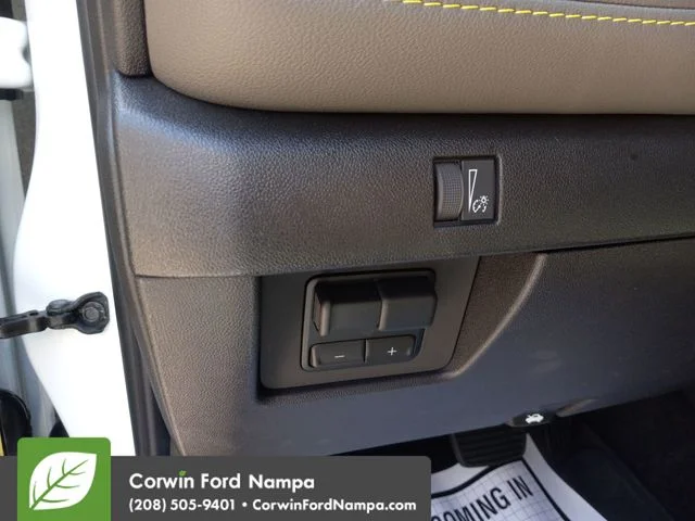 Used 2025 White Chevrolet ZR2 image 13