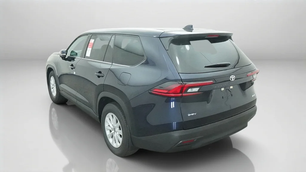 New 2026 Blueprint Toyota Hybrid XLE image 14