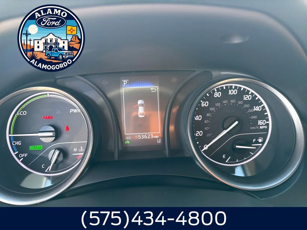 Used 2024 Ice Toyota SE image 15
